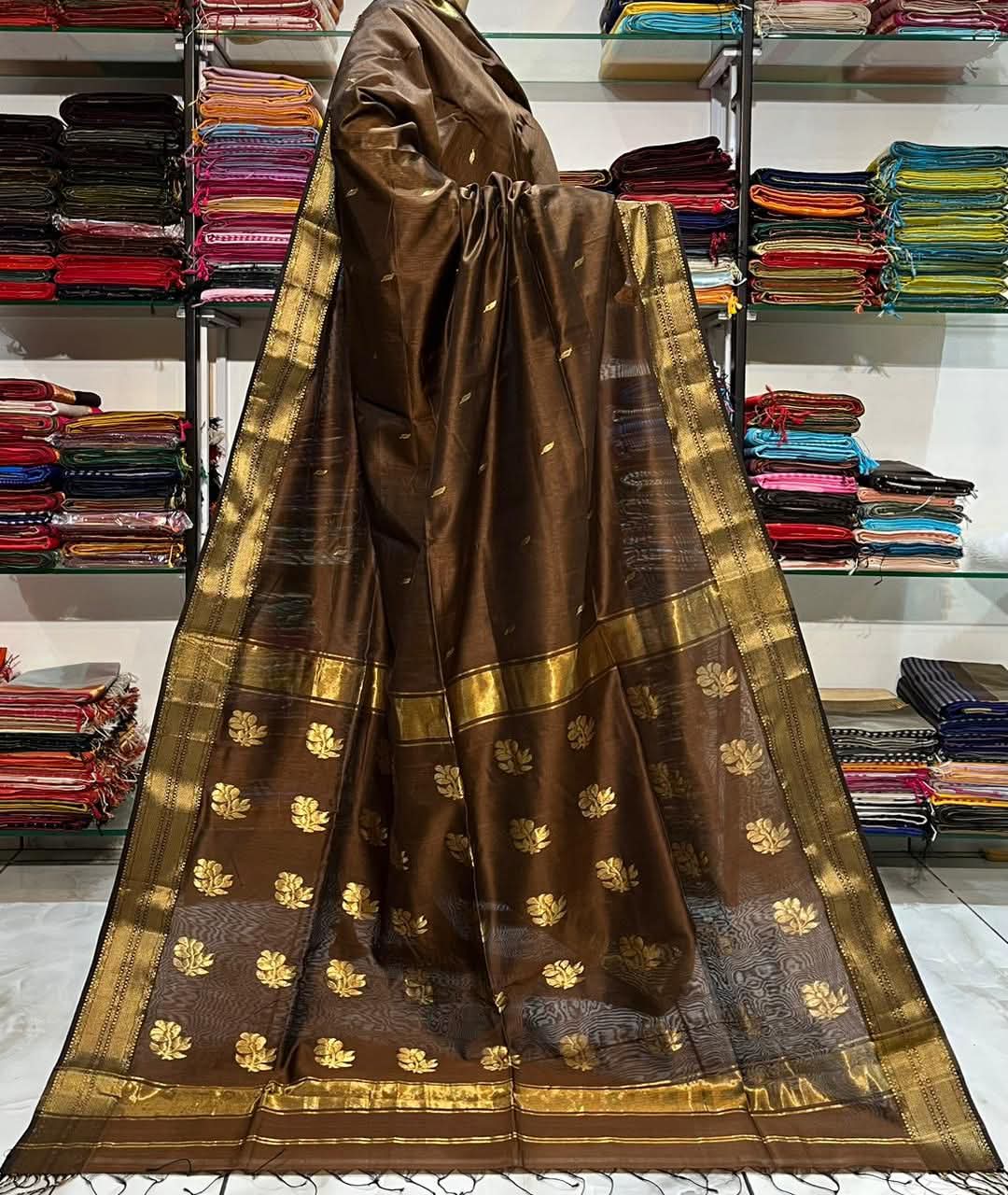 Maheshwari Cotton Silk Saree with Golden Zari Weaving & Buttas