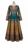 Aina Vrinda Kali Kurta